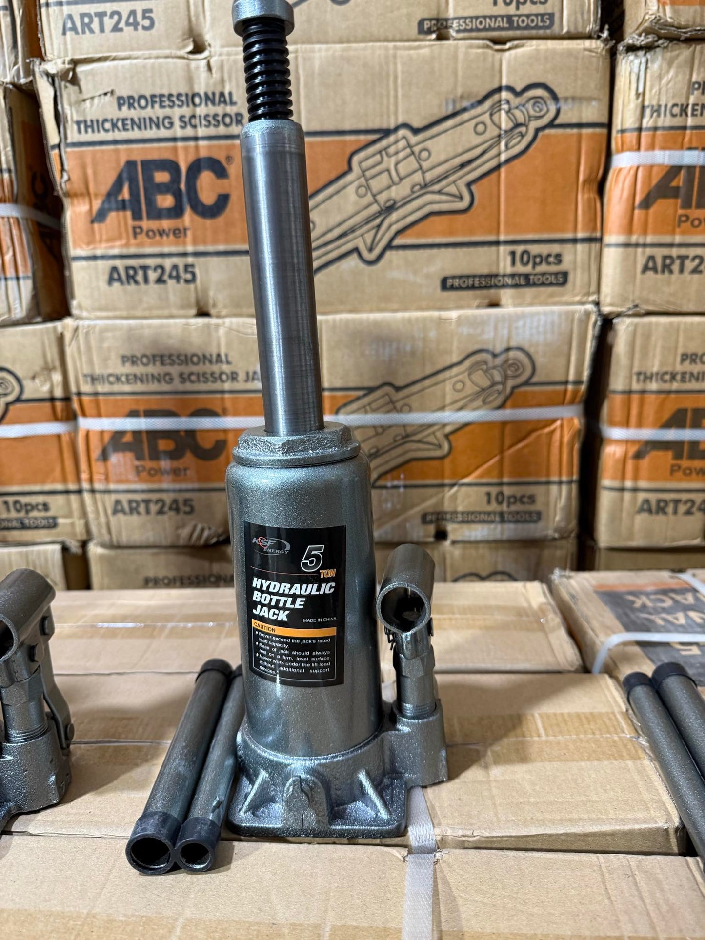 Cric hydraulique 5 . 3. 10. 15 .20 32 tonnes